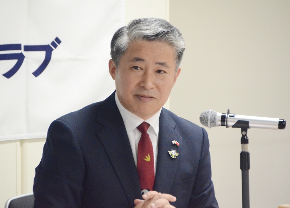 中国の薛剣駐大阪総領事=2023年８月10日午後、大阪市