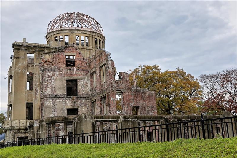 広島市の原爆ドーム。『ジパング』の世界では、広島にも長崎にも原爆は落ちない。