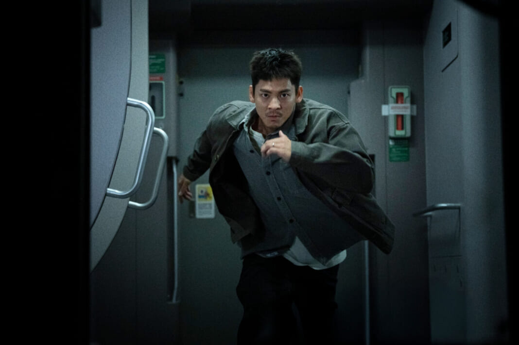 爆発物を96分以内に処理することになったカンレン（林柏宏）