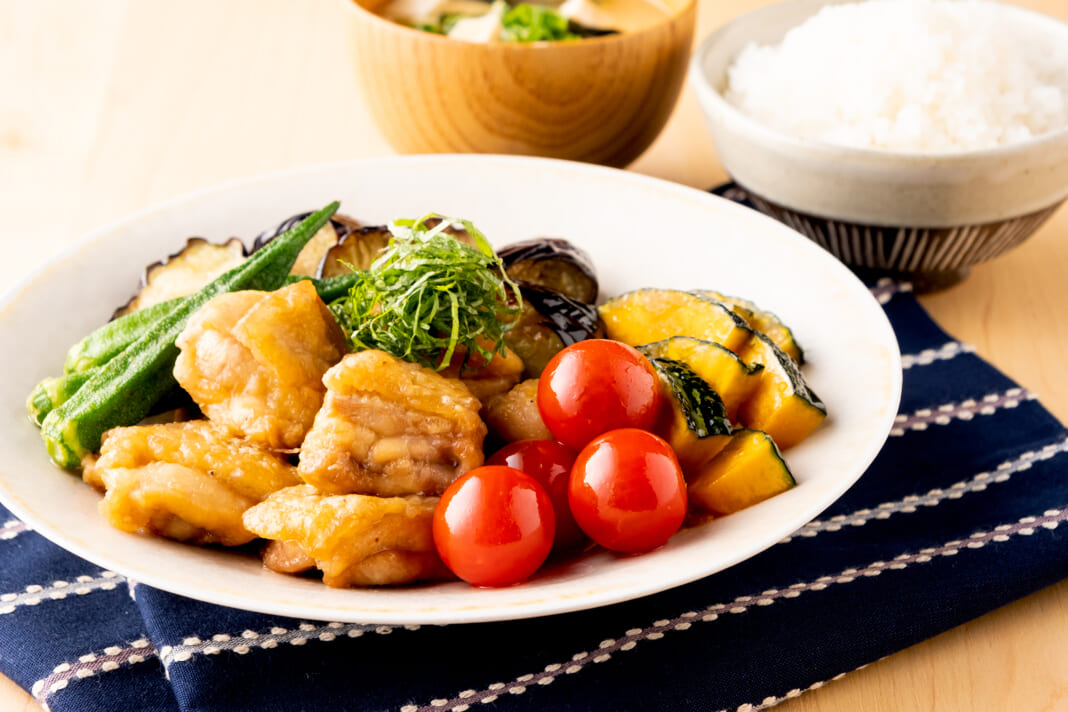 鶏肉と夏野菜の揚げびたし