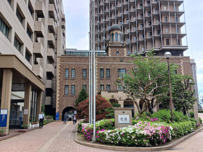 大阪府済生会中津病院（大阪市北区芝田）