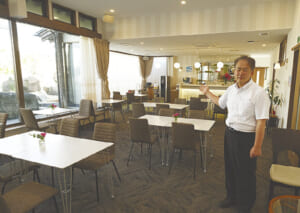 親睦の場となる郡山教会のカフェスペース