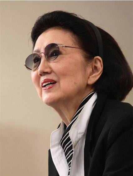 ファッションデザイナーの森英恵さん（ハナエモリ公式サイトより）